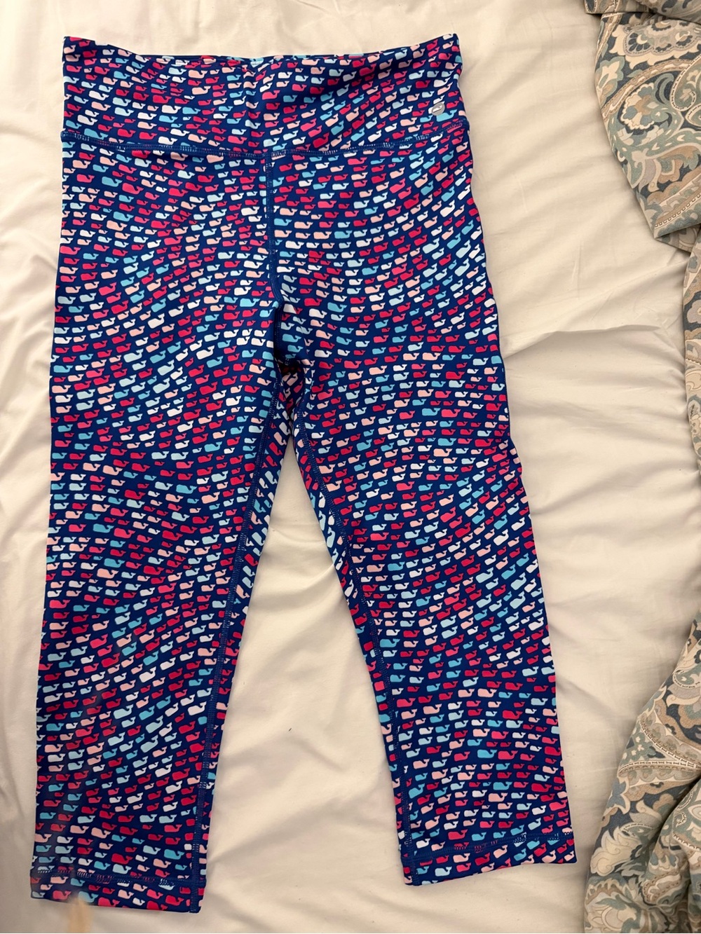 Vineyard Vines Navy Leggings with Pink & Light Blue Whale Hearts